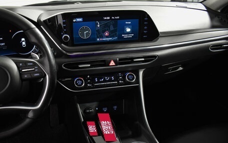 Hyundai Sonata VIII, 2021 год, 2 500 000 рублей, 15 фотография