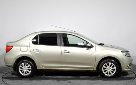 Renault Logan II, 2018 год, 725 000 рублей, 4 фотография