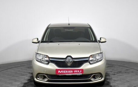 Renault Logan II, 2018 год, 725 000 рублей, 2 фотография