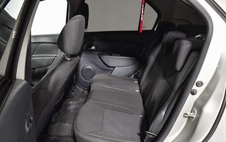 Renault Logan II, 2018 год, 725 000 рублей, 11 фотография