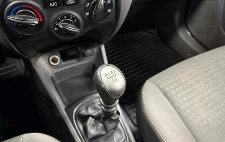 KIA Rio II, 2007 год, 282 411 рублей, 13 фотография