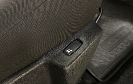 Renault Logan II, 2019 год, 700 000 рублей, 18 фотография