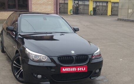 BMW 5 серия, 2004 год, 900 000 рублей, 2 фотография