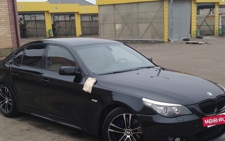 BMW 5 серия, 2004 год, 900 000 рублей, 6 фотография