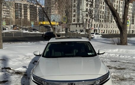 Honda Accord IX рестайлинг, 2020 год, 2 400 000 рублей, 2 фотография