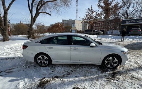 Honda Accord IX рестайлинг, 2020 год, 2 400 000 рублей, 16 фотография