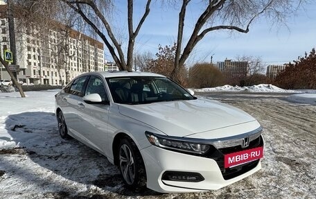 Honda Accord IX рестайлинг, 2020 год, 2 400 000 рублей, 9 фотография