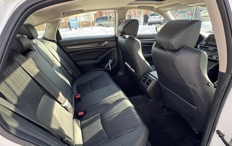 Honda Accord IX рестайлинг, 2020 год, 2 400 000 рублей, 21 фотография