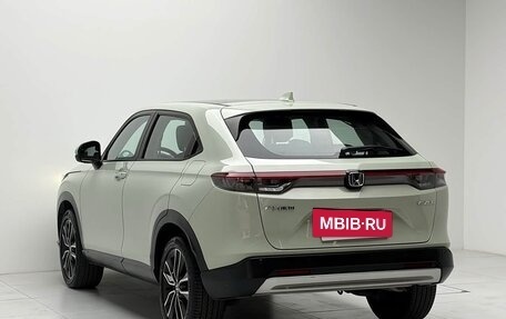 Honda Vezel, 2022 год, 2 185 000 рублей, 6 фотография