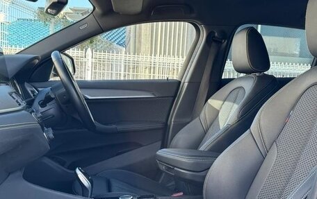 BMW X2, 2021 год, 2 300 000 рублей, 11 фотография