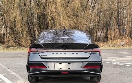 Hyundai Elantra, 2023 год, 1 850 000 рублей, 6 фотография