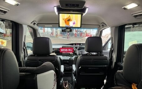 Honda Stepwgn IV, 2018 год, 2 400 000 рублей, 8 фотография