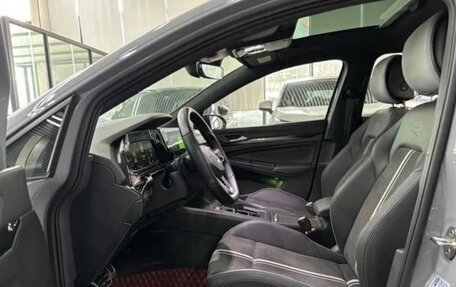 Volkswagen Golf VIII, 2022 год, 2 040 000 рублей, 12 фотография