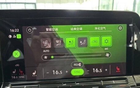 Volkswagen Golf VIII, 2022 год, 2 040 000 рублей, 9 фотография