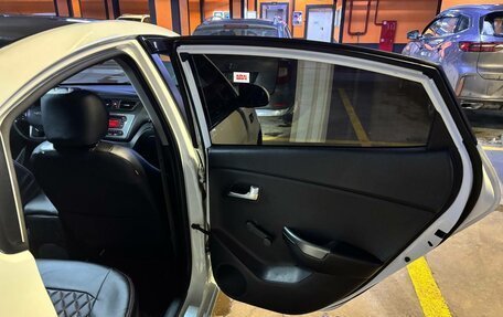 KIA Rio III рестайлинг, 2015 год, 745 000 рублей, 13 фотография