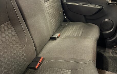 Renault Logan II, 2015 год, 900 000 рублей, 14 фотография