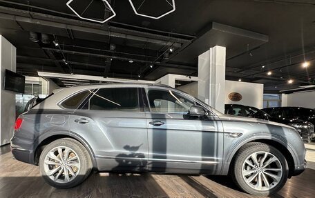 Bentley Bentayga I, 2018 год, 9 500 000 рублей, 13 фотография