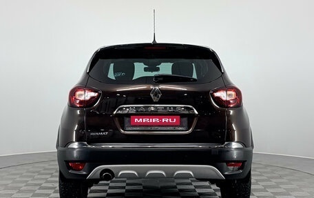 Renault Kaptur I рестайлинг, 2018 год, 1 390 000 рублей, 6 фотография