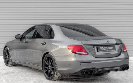 Mercedes-Benz E-Класс AMG, 2018 год, 5 150 000 рублей, 8 фотография
