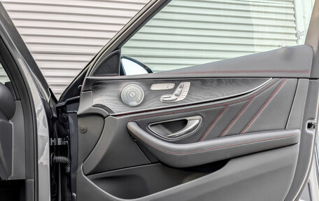 Mercedes-Benz E-Класс AMG, 2018 год, 5 150 000 рублей, 24 фотография