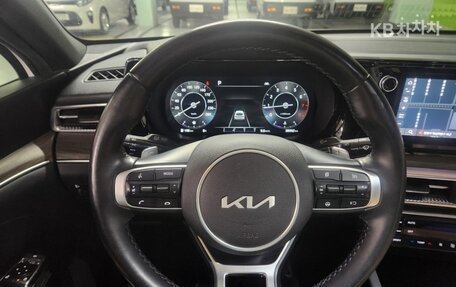 KIA K5, 2022 год, 2 080 000 рублей, 9 фотография