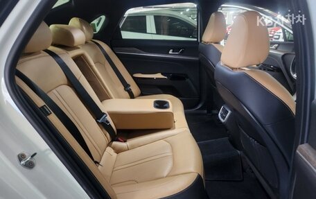 KIA K5, 2022 год, 2 080 000 рублей, 15 фотография