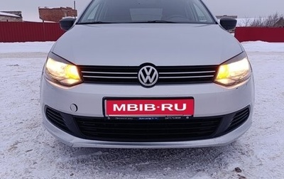 Volkswagen Polo VI (EU Market), 2013 год, 830 000 рублей, 1 фотография