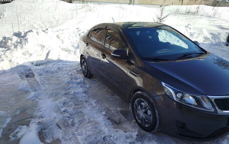 KIA Rio III рестайлинг, 2014 год, 1 000 000 рублей, 8 фотография