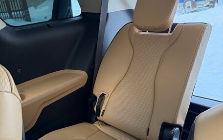 KIA Carnival, 2023 год, 4 950 000 рублей, 24 фотография