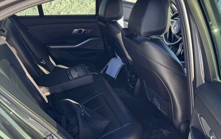 BMW 3 серия, 2021 год, 3 900 000 рублей, 8 фотография