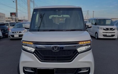 Honda N-BOX II, 2022 год, 940 000 рублей, 2 фотография