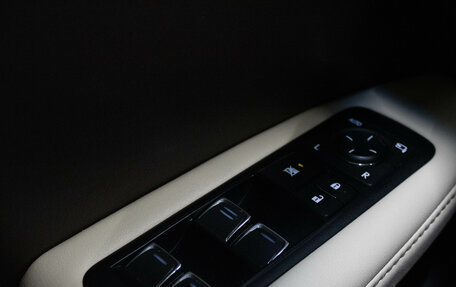 Lexus RX IV рестайлинг, 2017 год, 1 929 000 рублей, 15 фотография