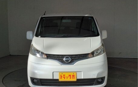 Nissan NV200, 2016 год, 1 335 000 рублей, 2 фотография