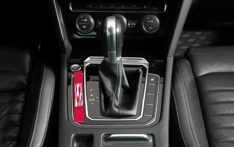 Volkswagen Passat B8 рестайлинг, 2017 год, 1 849 000 рублей, 20 фотография