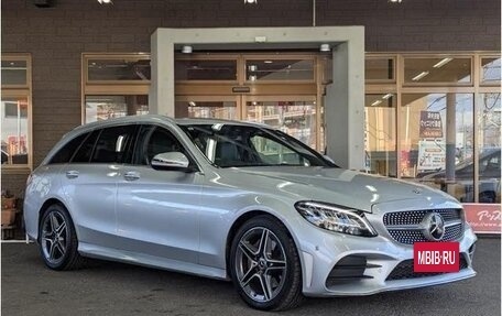 Mercedes-Benz C-Класс, 2019 год, 1 930 000 рублей, 2 фотография