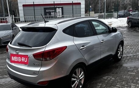 Hyundai ix35 I рестайлинг, 2011 год, 1 372 000 рублей, 4 фотография