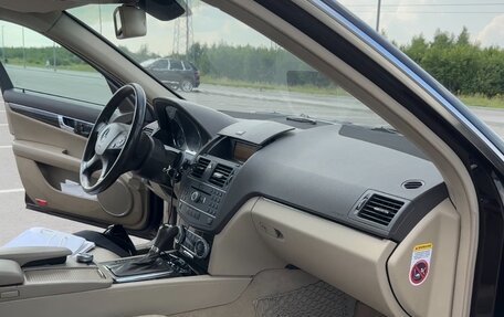 Mercedes-Benz C-Класс, 2011 год, 1 100 000 рублей, 7 фотография