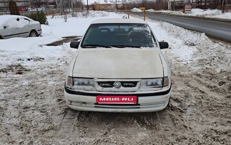 Opel Vectra A, 1994 год, 100 000 рублей, 4 фотография