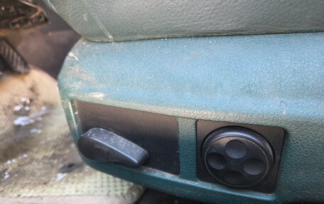 Audi A6, 1998 год, 399 999 рублей, 14 фотография