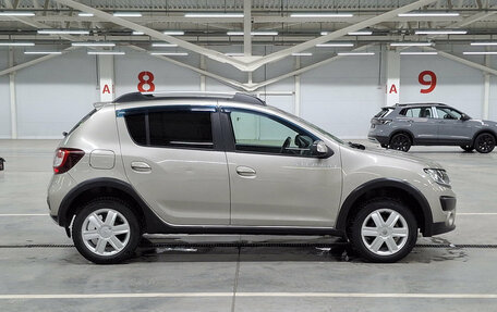 Renault Sandero II рестайлинг, 2017 год, 955 000 рублей, 8 фотография