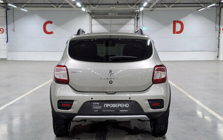 Renault Sandero II рестайлинг, 2017 год, 955 000 рублей, 10 фотография