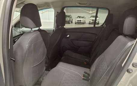 Renault Sandero II рестайлинг, 2017 год, 955 000 рублей, 16 фотография