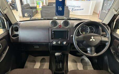 Mitsubishi Pajero Mini II, 2012 год, 949 999 рублей, 16 фотография