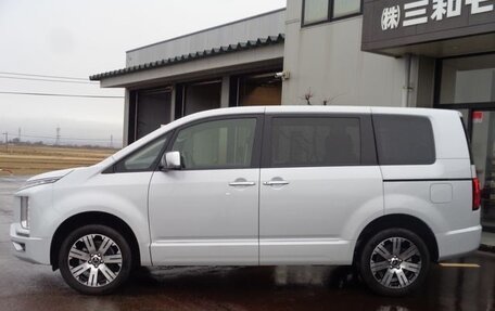 Mitsubishi Delica D:5 I, 2023 год, 3 100 000 рублей, 4 фотография