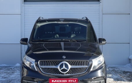 Mercedes-Benz V-Класс, 2020 год, 5 900 000 рублей, 6 фотография