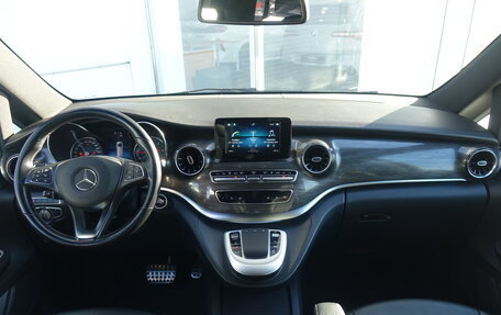 Mercedes-Benz V-Класс, 2020 год, 5 900 000 рублей, 14 фотография