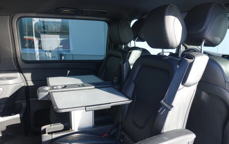 Mercedes-Benz V-Класс, 2020 год, 5 900 000 рублей, 21 фотография