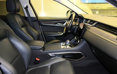 Jaguar F-Pace, 2021 год, 5 280 000 рублей, 10 фотография