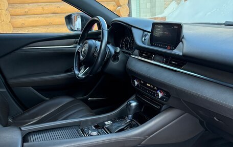 Mazda 6, 2019 год, 2 550 000 рублей, 19 фотография