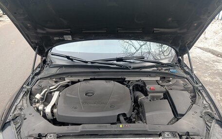 Volvo V60 Cross Country II, 2019 год, 2 430 000 рублей, 11 фотография